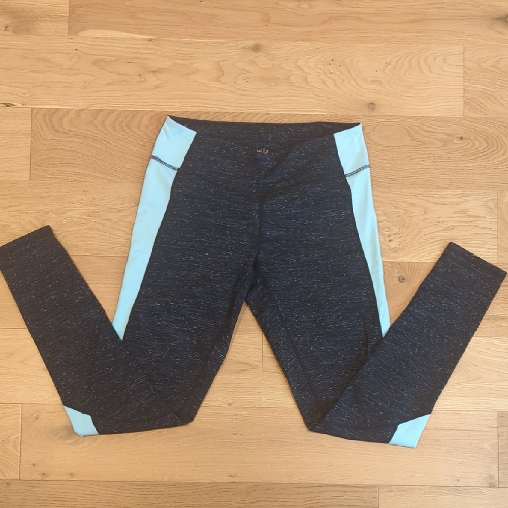Zella Leggings in Light Blue and Dark Gray